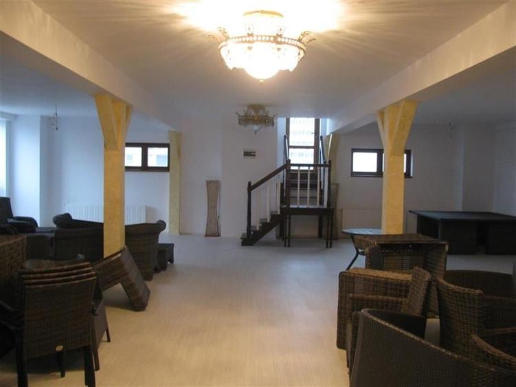 Inchirieri spatiu birou - 532 mp , terasa - 3