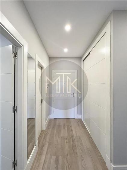 Apartament cu 3 camere decomandat, mobilat în Iancu Nicolae