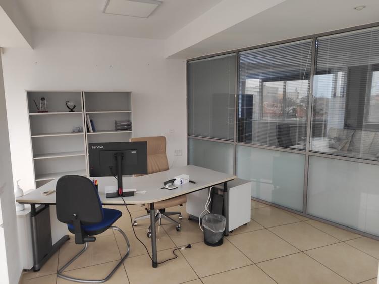 Spațiu comercial Birouri 208 mp + Terasă 196 mp - 12