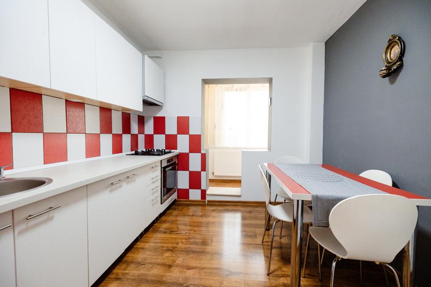 Apartament 2 camere decomandat, centrala, etaj 3 - Alfa - 3