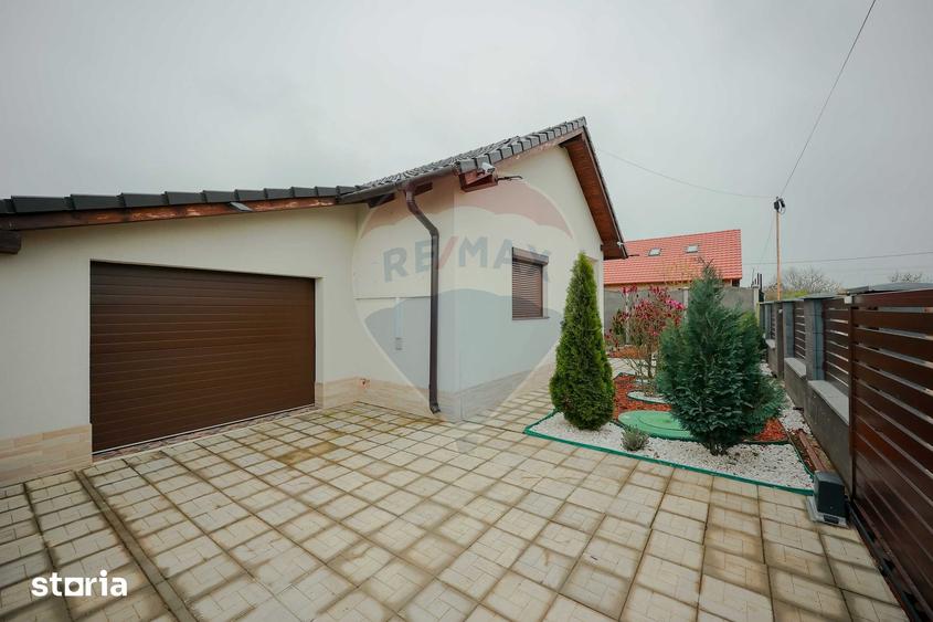 Casă cu 3 camere cu Teren 500 Mp în Biharia