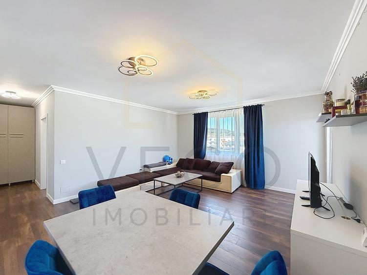 Apartament cu 2 camere semidecomandat, mobilat în Florești