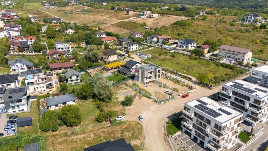 Teren Construcții intravilan de 925 mp, în Păcurari
