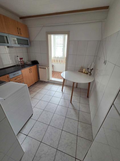 Ap 3 cam decom , 2 bai, 2 balcoane inchise, Etaj 4/4, Tip PB. H Coada - 6