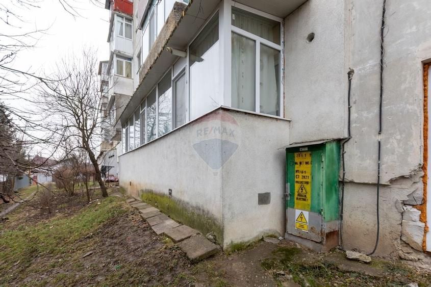 Apartament cu 2 camere semidecomandat,  zona Ura, str. Electricienilor - 19
