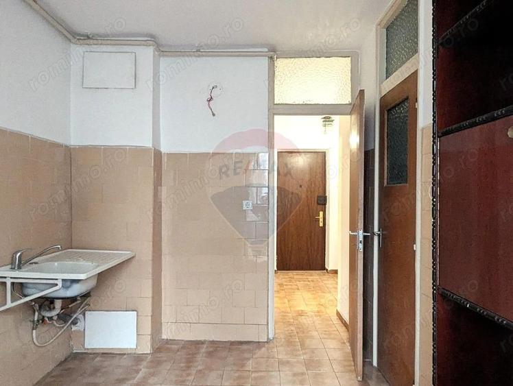 Garsoniera spa?ioasa, nemobilata in zona Virtutii - 2