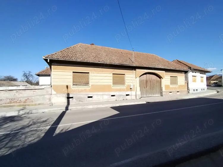 Casa tradi?ionala cu 2 corpuri, grajd, ?ura ?i 1200 mp teren Lisa, Bra?ov ideal turism rural - 6