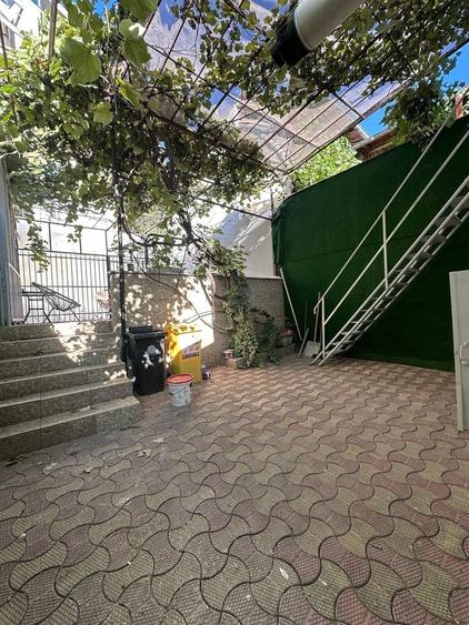 Casă de vânzare – Constanța, zona Trocadero – 199.900 € negociabil - 2