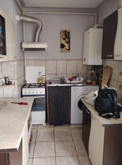 Vand apartamnetu cu 1 camera (gardoniera) contact; +40 748 144 333 - 5