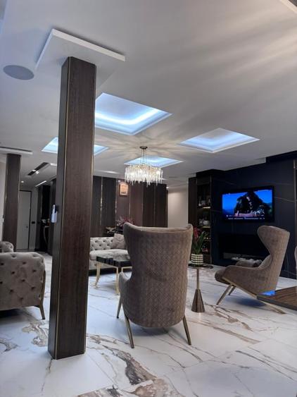 Penthouse futurist situat in Mamaia Nord - 15