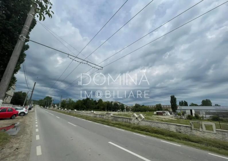 Teren intravilan, vad comercial, in Barse?ti, la DN 67D - 1