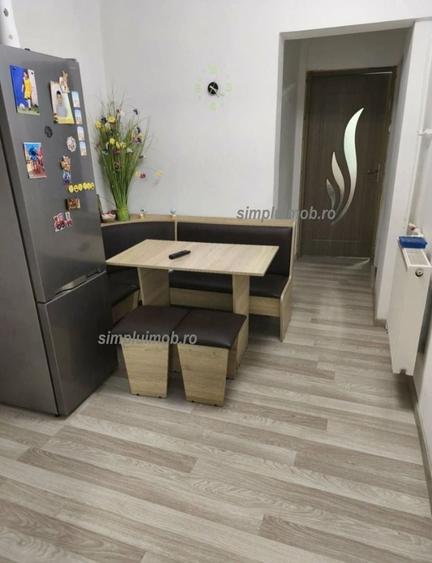 Decomandat renovat 2 camere sector 4 Resita - 3