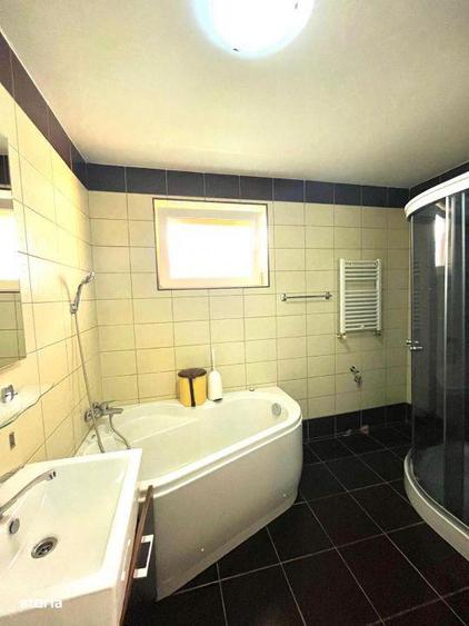 Apartament 3 camere de vanzare, Aleea Streiu - 4