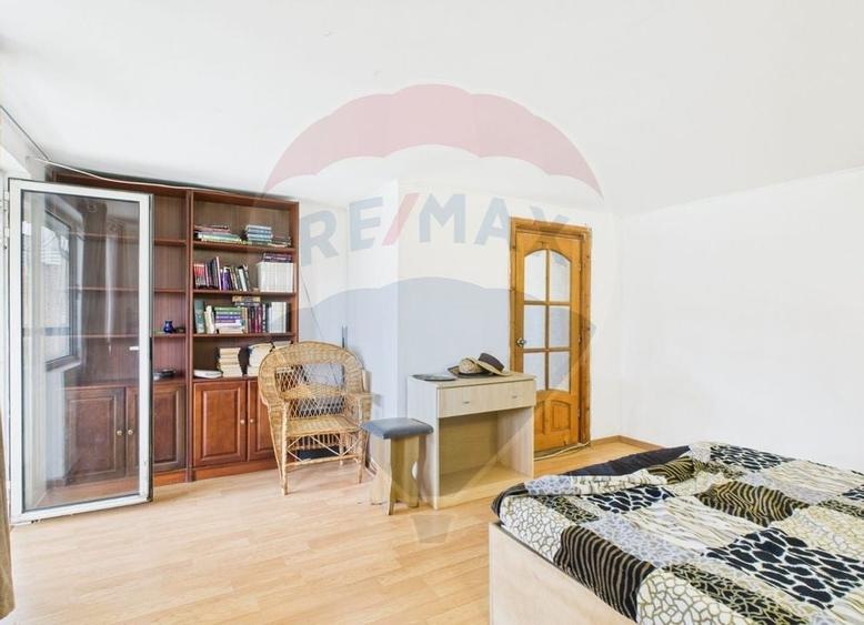 Casa cu 5 camere de vanzare Ciorogarla 1682mp teren - 23