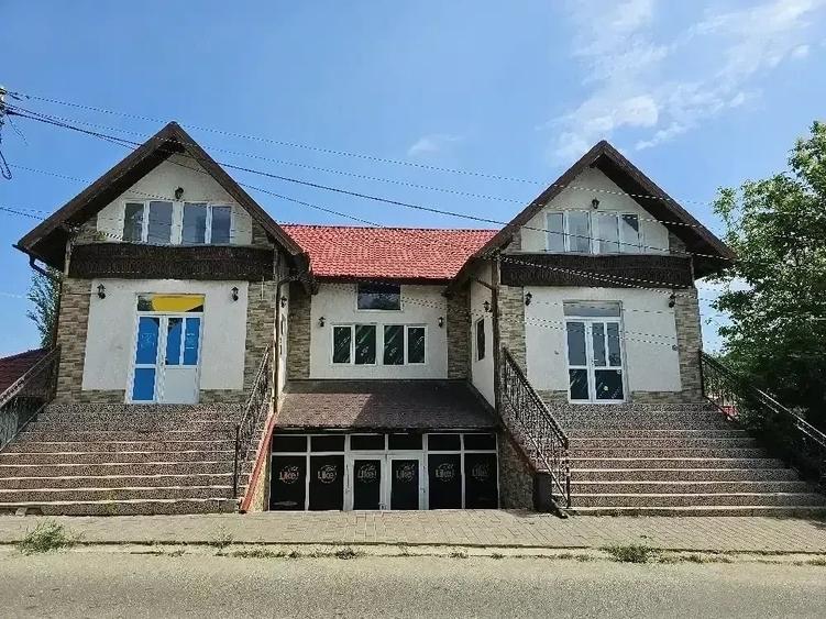 Spațiu comercial, de 705 mp, în Săpoca