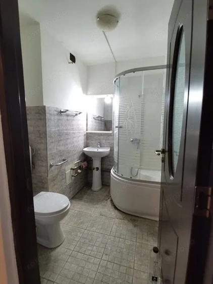 Ap cu 3 camere decomandate complex studentesc - 7