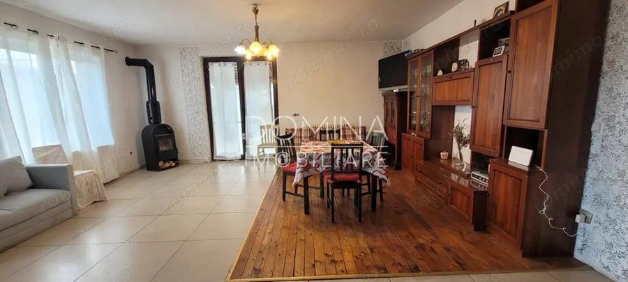 Vanzare casa situata in Targu Jiu, strada Jiului - zona Pie?ei Centrale - 2