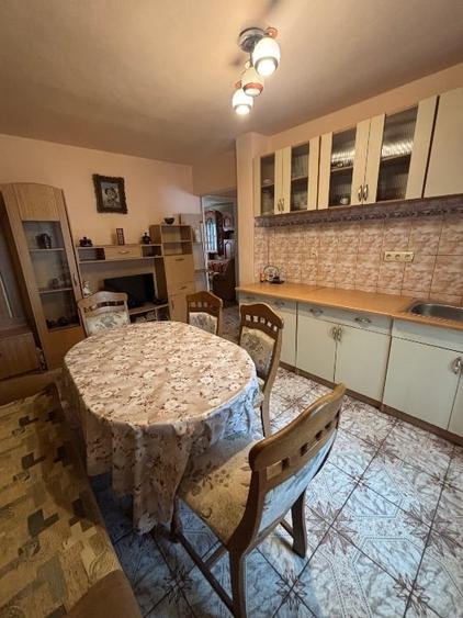 Apartament 2 camere- central Duiliu Zamfirescu bloc 11 - 11
