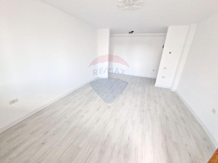 Apartament nou, 2 camere cu balcon - 6