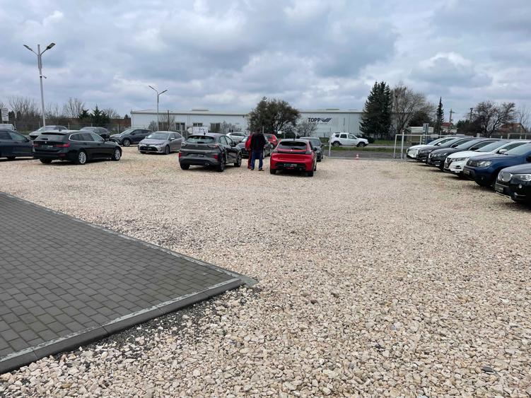 Inchiriez teren pe DN 13 pentru activitati diverse - 5