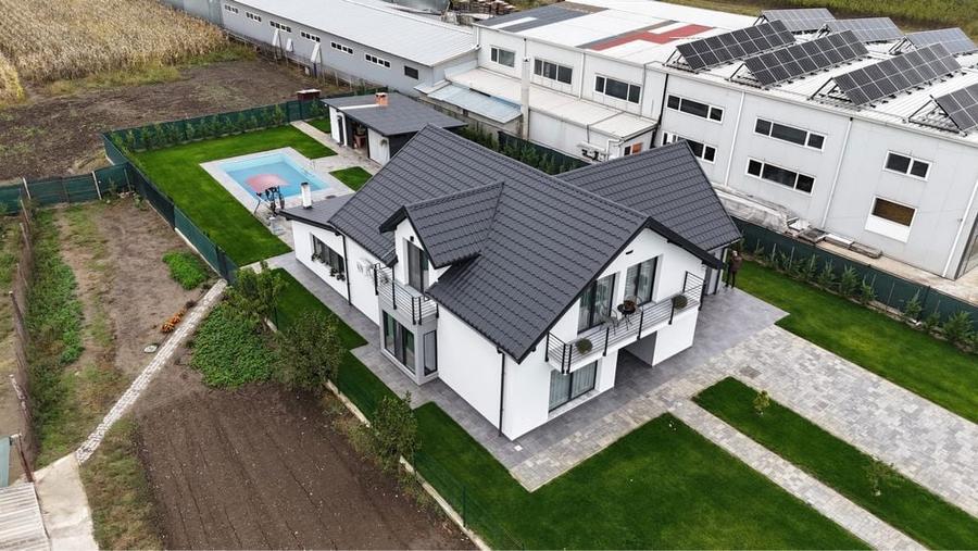 Vand casa in Tecuci 5500mp - 1