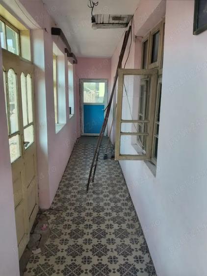 Casa taraneasca de vanzare - 4