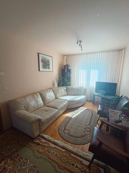 Apartament 4 camere, de vanzare, decomandat, Mana?tur, strada Mehedin?i, etaj 2/4 - 2