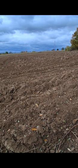 De vânzare teren intravilan  - 1