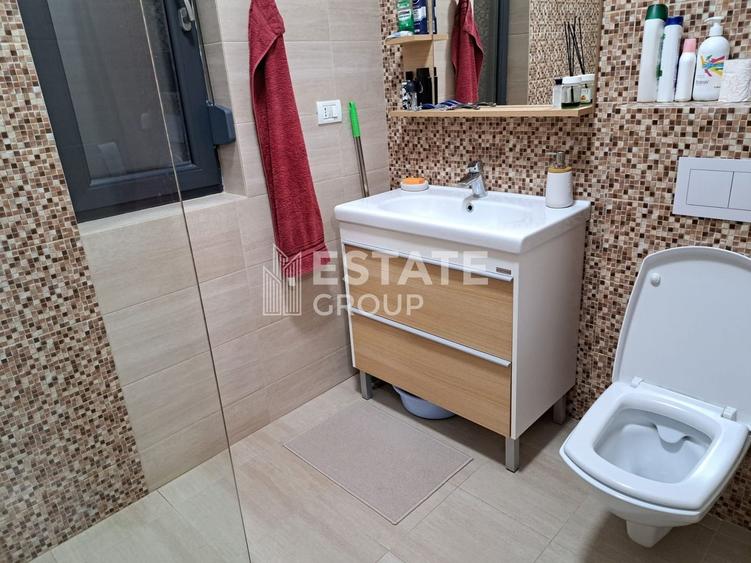 Duplex cu 5 camere despartit prin garaj in Dumbravita - 8