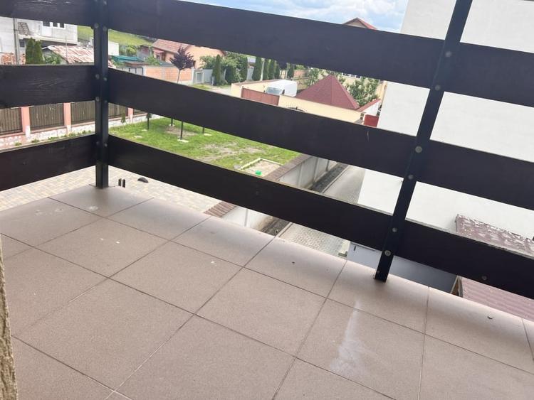 apartament 2 cam ,balcon , parcare aproape de Shopping City - 9