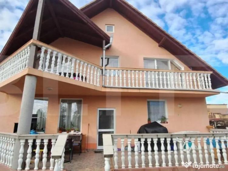 Casa dev vanzare , 220mp , zona AquaStar - 3