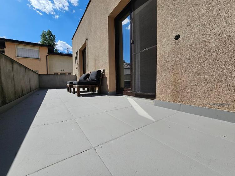 Apartament superb cu 3 camere si terasa generoasa, Victoriei - 13