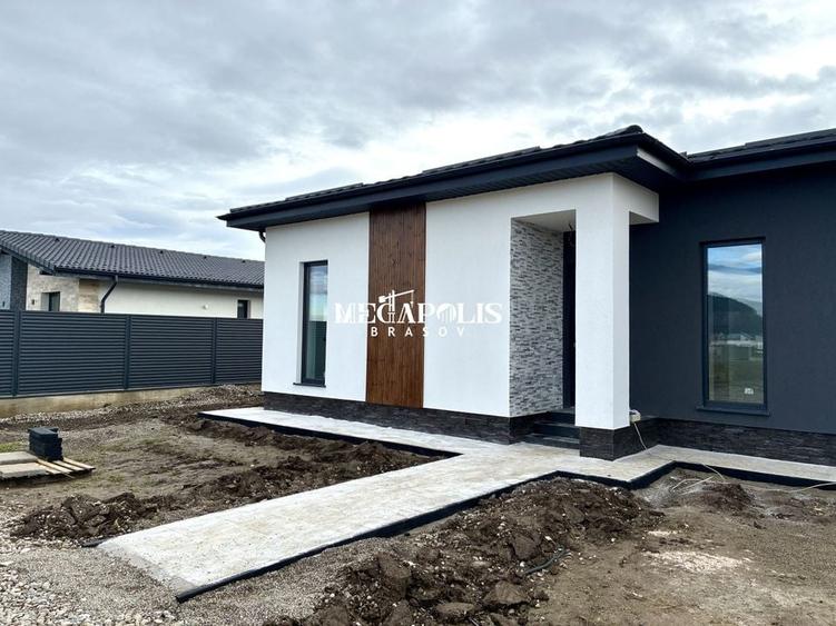 Casă / 4 camere / Sanpetru / Terasă - 2