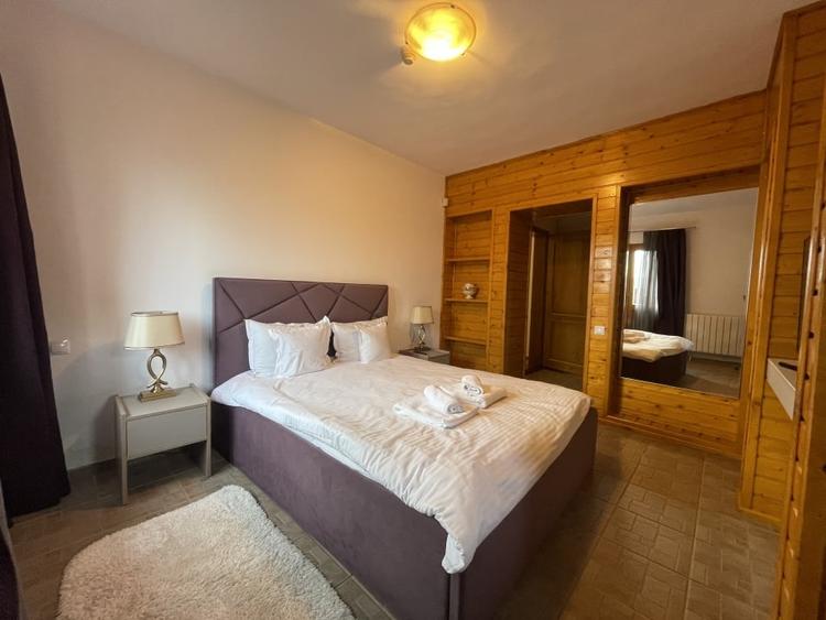 Casa spectaculoasa in Sinaia, cu facilitati de resort si panorama unica - 9