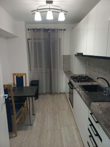 Inchiriez apartament cu 2 camere decomandate in 1 Mai. - 4