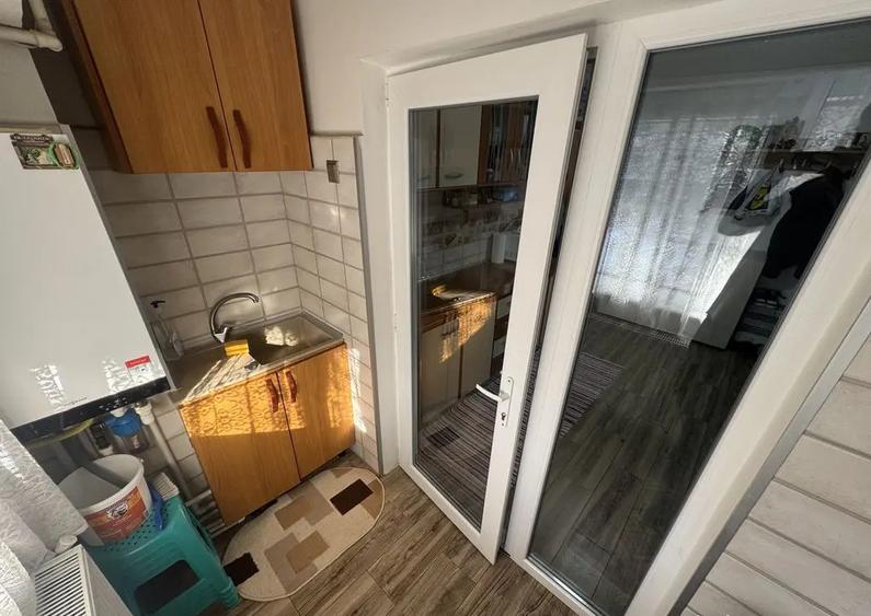 Apartament 2 camere zona Poarta 6 - 7