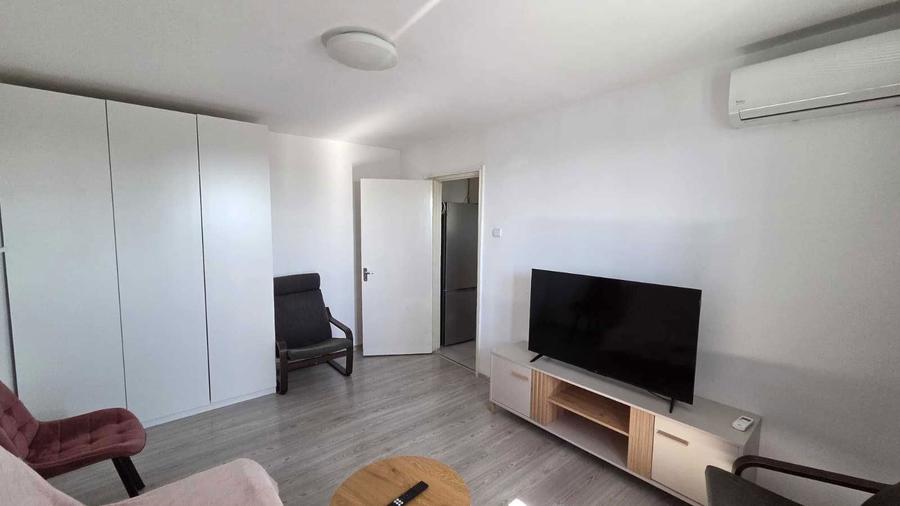 Inchiriez apartament 2 camere decomandat, zona Lacul Tei- Grigore Moisil - 1