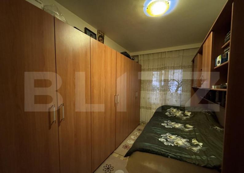 Apartament 4 camere, 80 mp, decomandat, zona 23 August - 8