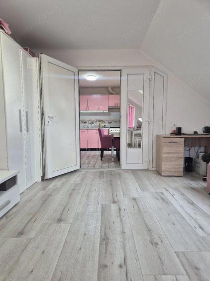 Vand Apartament cu 2 camere - 2