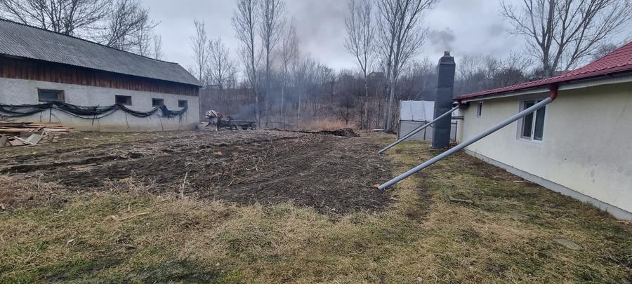 Terenuri intravilane la Stancesti si teren cu constructie - 1