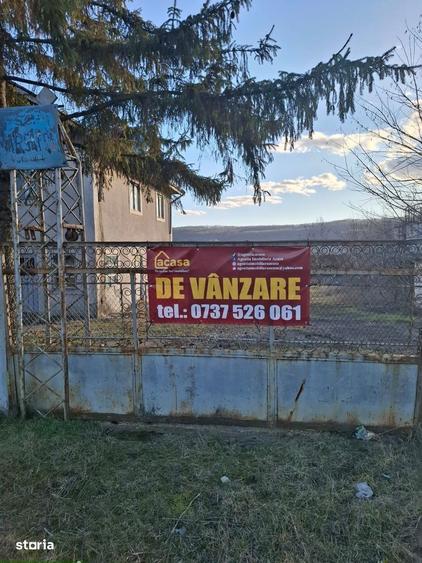 De vanzare cladire in Poienari din caramida, suprafata 295mp 49.000eur - 2