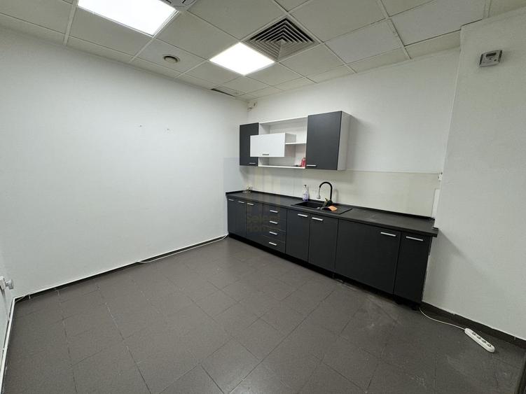 Spatiu comercial/birouri de inchiriat in zona *Tineretului* - metrou - 15