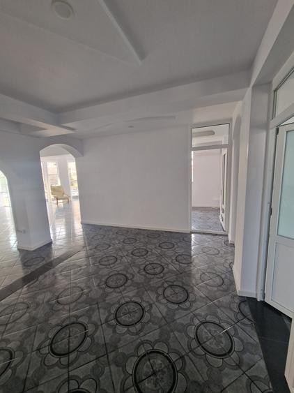 Se inchiriaza saptiu comercial pret 1500 euro negociabil. - 16