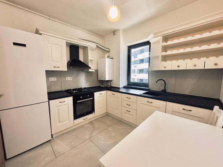 Apartament cu 2 camere de inchiriat in zona Racadau la Cosmopolit,et 6/8 - 8