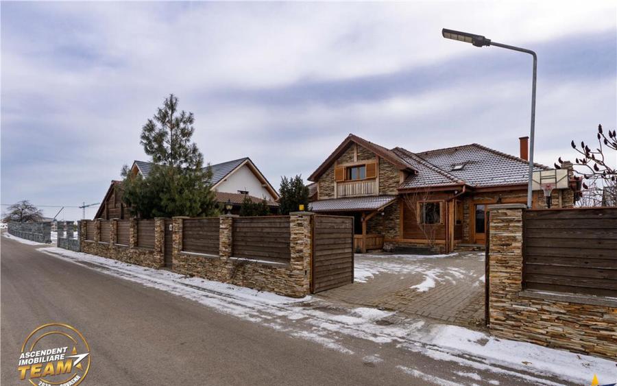 Rafinament,liniste si unicitate:Rezidenta remarcabila,Sfantu - 5