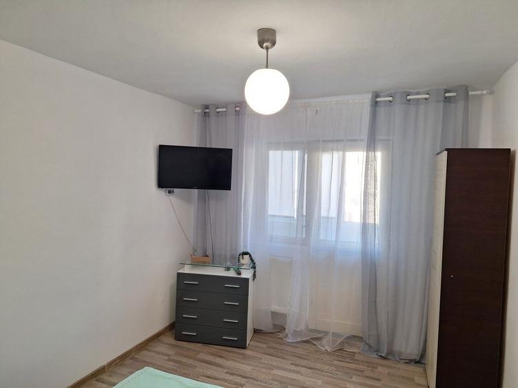 Inchiriez garsoniera etaj1 - 3