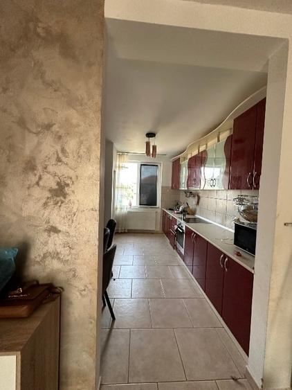 Casa situată în spatele primăriei aproape de centru - 1