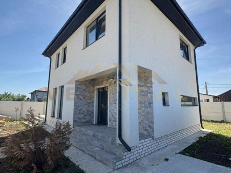 Vila la intrare in comuna Berceni - 1