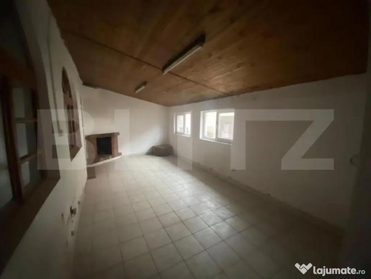 Casa individuala renovabila, 7 camere, 219mp utili, 647mp te - 4