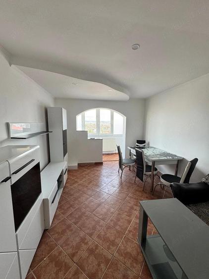 De inchiriat apartament cu 3 camere ?i balcon, mobilat ?i utilat, zona Hotel Roman - 9